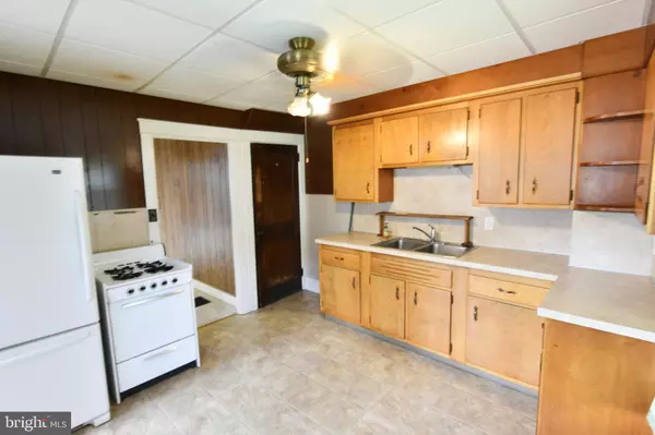 Manheim, PA 17545,188 N MAIN ST