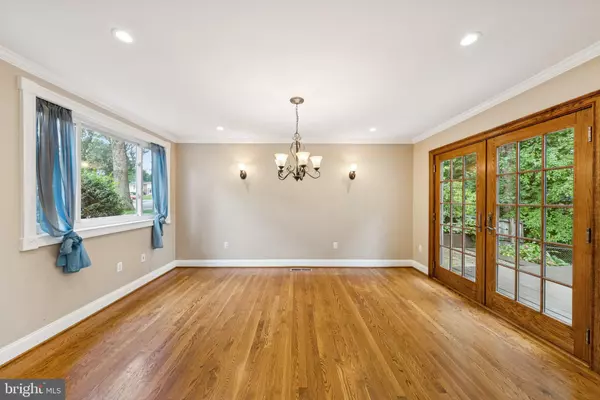 Springfield, VA 22151,8605 VICTORIA RD