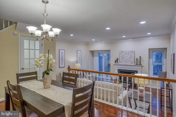 Hockessin, DE 19707,807 STOCKBRIDGE DR