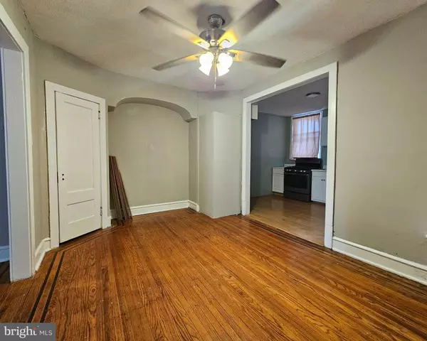 Philadelphia, PA 19136,4228 RHAWN ST