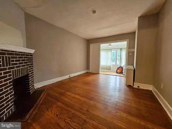 Philadelphia, PA 19136,4228 RHAWN ST