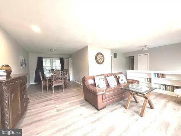 Lanham, MD 20706,7115 LOIS LN