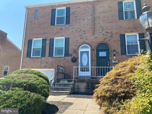 220 GOODFORD RD, Philadelphia, PA 19154