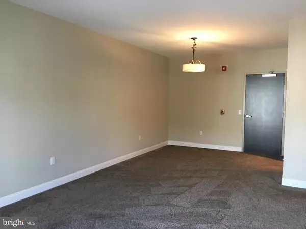 Perkasie, PA 18944,9 N 7TH ST #B