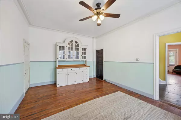 Philadelphia, PA 19144,423 E HIGH ST