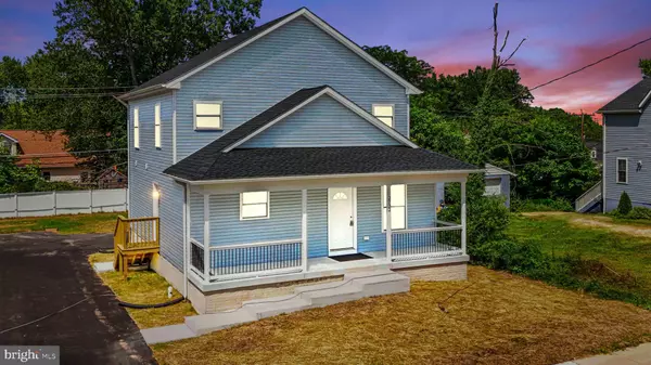 2732 DAISY AVE, Baltimore, MD 21227