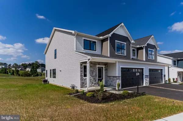 Mechanicsburg, PA 17055,651 BRITTANY DR