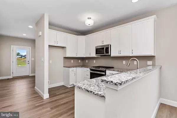 Mechanicsburg, PA 17055,651 BRITTANY DR