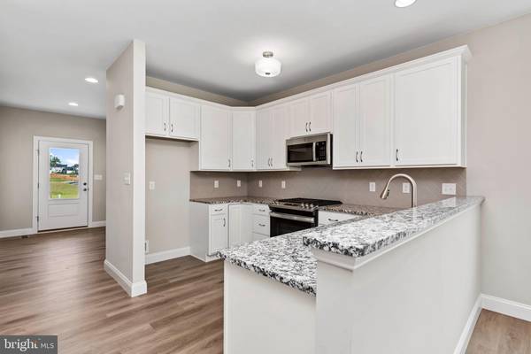 Mechanicsburg, PA 17055,651 BRITTANY DR