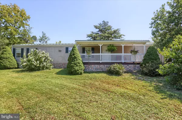 700 PENNS DR, Selinsgrove, PA 17870
