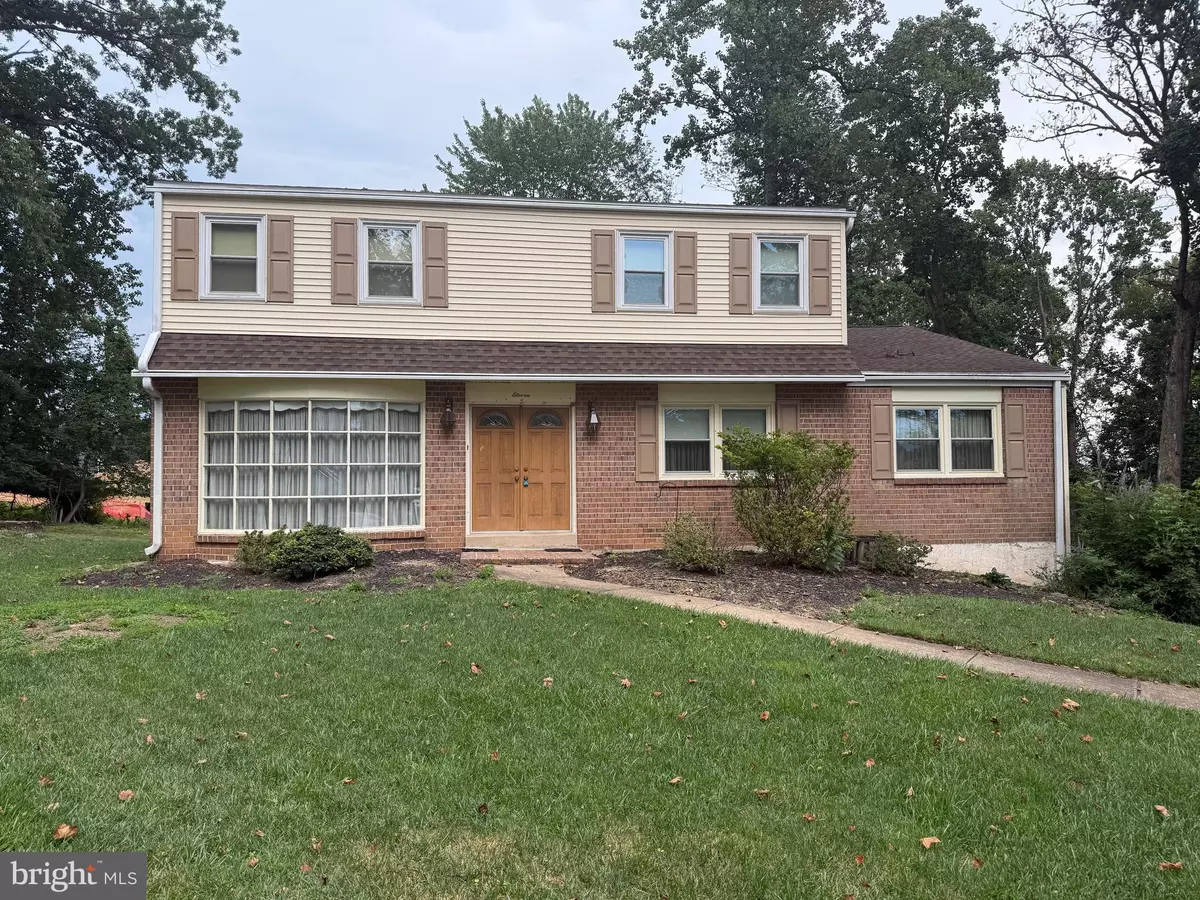 Broomall, PA 19008,11 ELLIOTT RD