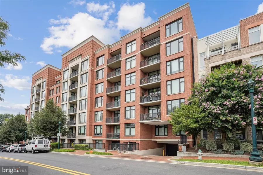 4915 HAMPDEN LN #307, Bethesda, MD 20814