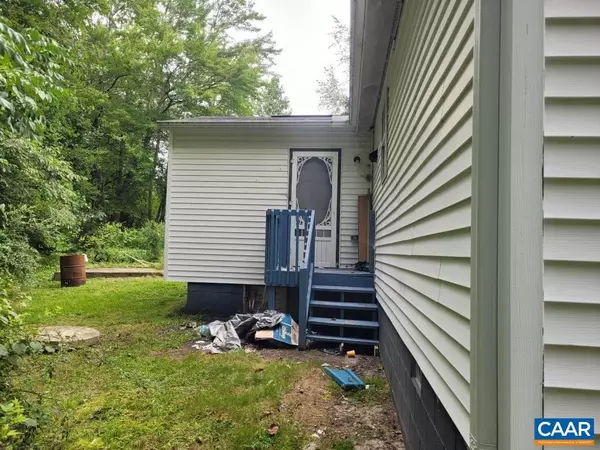 Stanardsville, VA 22973,853 FORD AVE