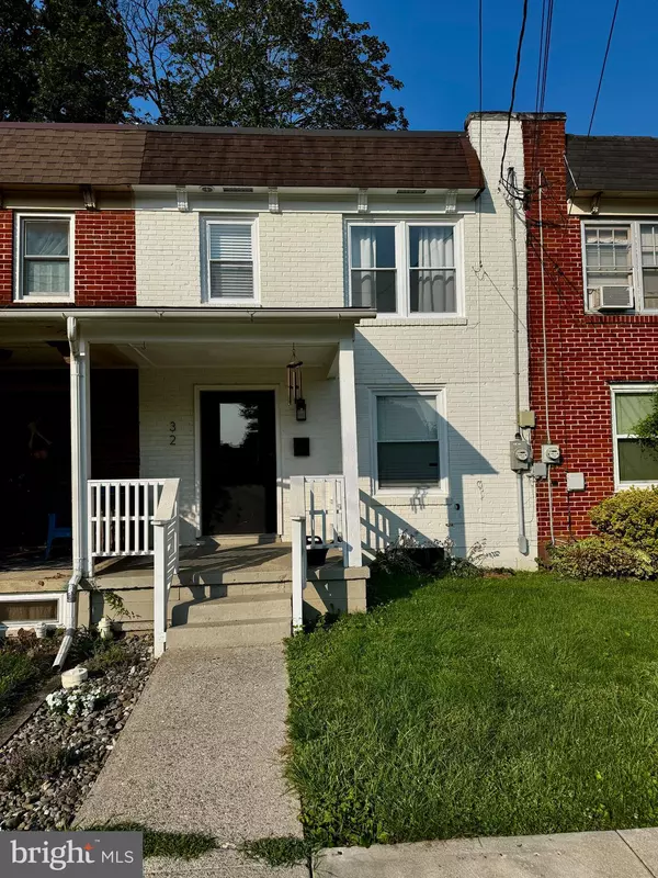 32 S FULTON ST, Manheim, PA 17545