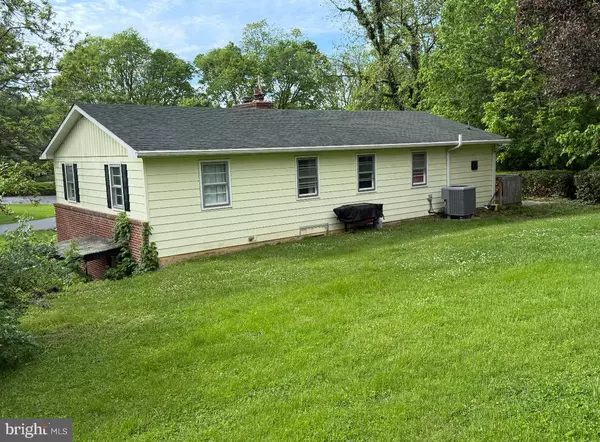 Martinsburg, WV 25405,55 FULKS TER