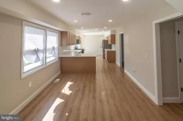 Willingboro, NJ 08046,86 NEW CASTLE LN