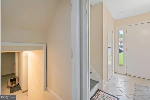 Glen Burnie, MD 21061,615 CAROLYN RD