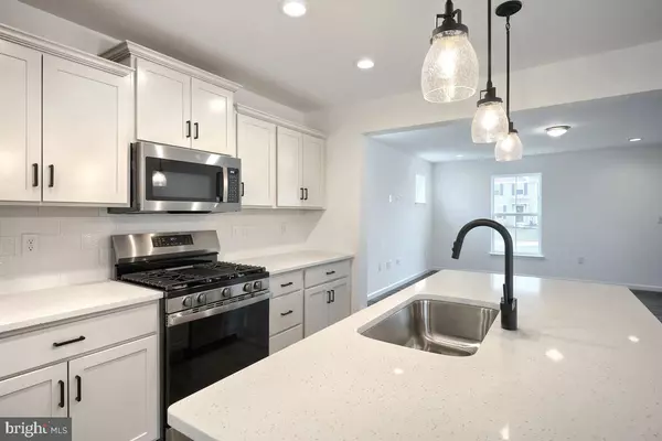 Dover, PA 17315,PIN OAK 5BR PLAN AT THE SEASONS