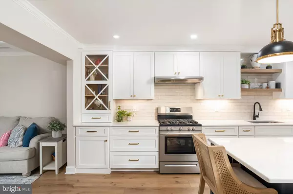 Bordentown, NJ 08505,32 W CONSTITUTION DR