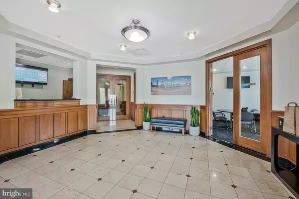 Baltimore, MD 21230,23 PIERSIDE DR #129