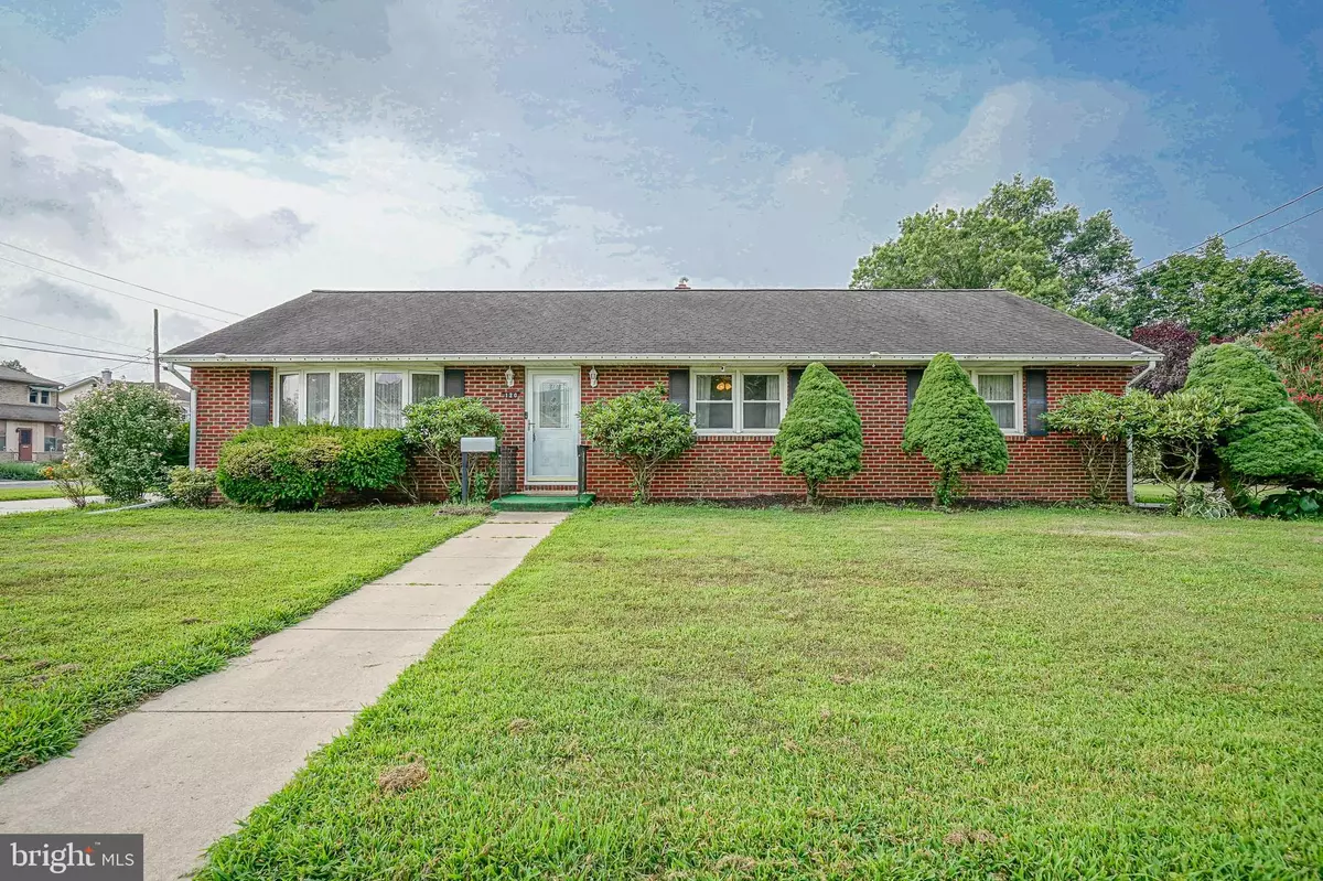 Blackwood, NJ 08012,120 E LAKE AVE