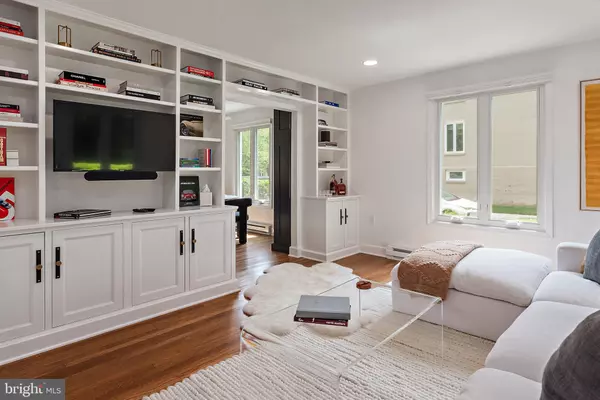 Annapolis, MD 21401,1301 DREAMS LANDING WAY