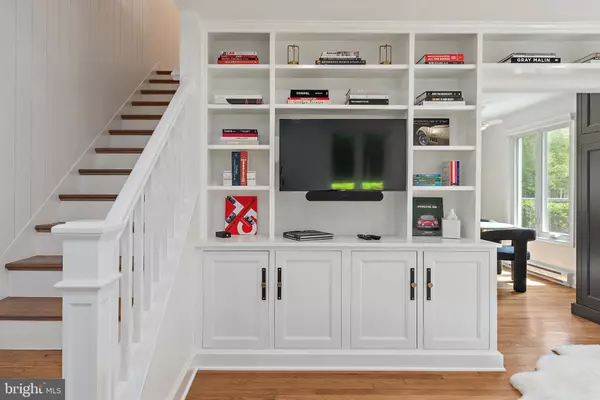 Annapolis, MD 21401,1301 DREAMS LANDING WAY