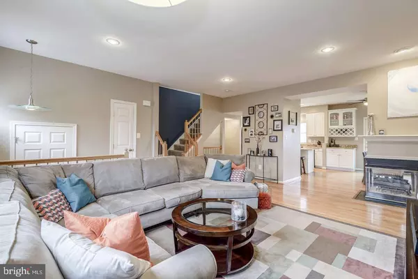 Sterling, VA 20165,46830 GRAHAM COVE SQ