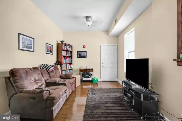 Philadelphia, PA 19125,112 E ALLEN ST #2