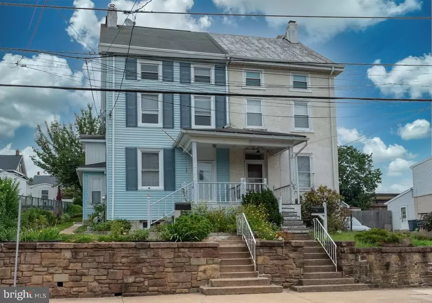 122 2ND AVE, Royersford, PA 19468