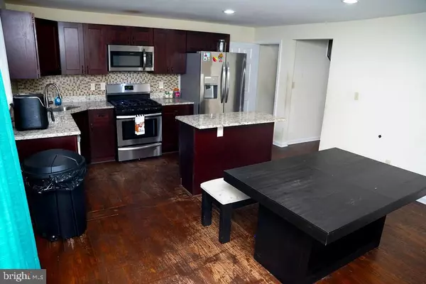 Baltimore, MD 21213,3814 ERDMAN AVE