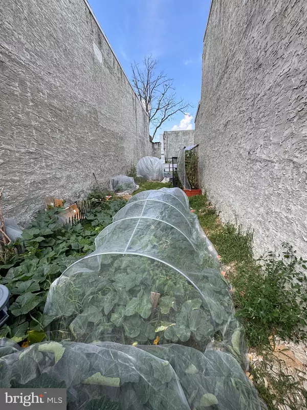 Philadelphia, PA 19139,5939 CHESTNUT ST