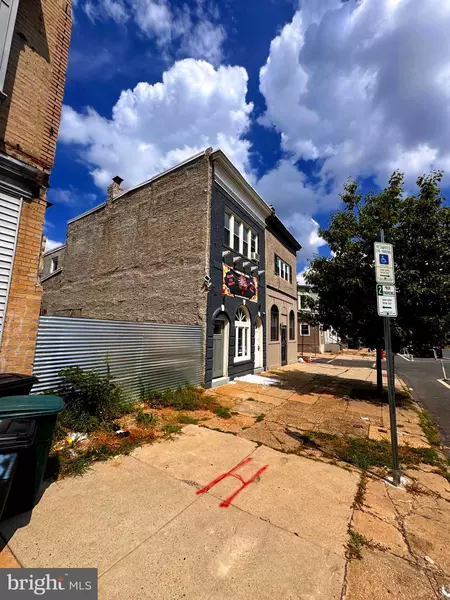 5939 CHESTNUT ST, Philadelphia, PA 19139