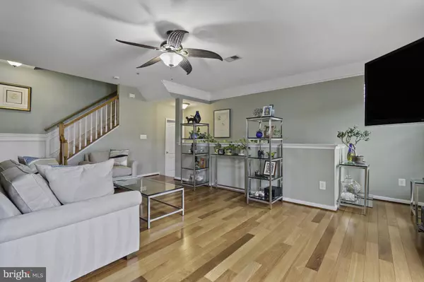 Aldie, VA 20105,24634 ROSEBAY TER