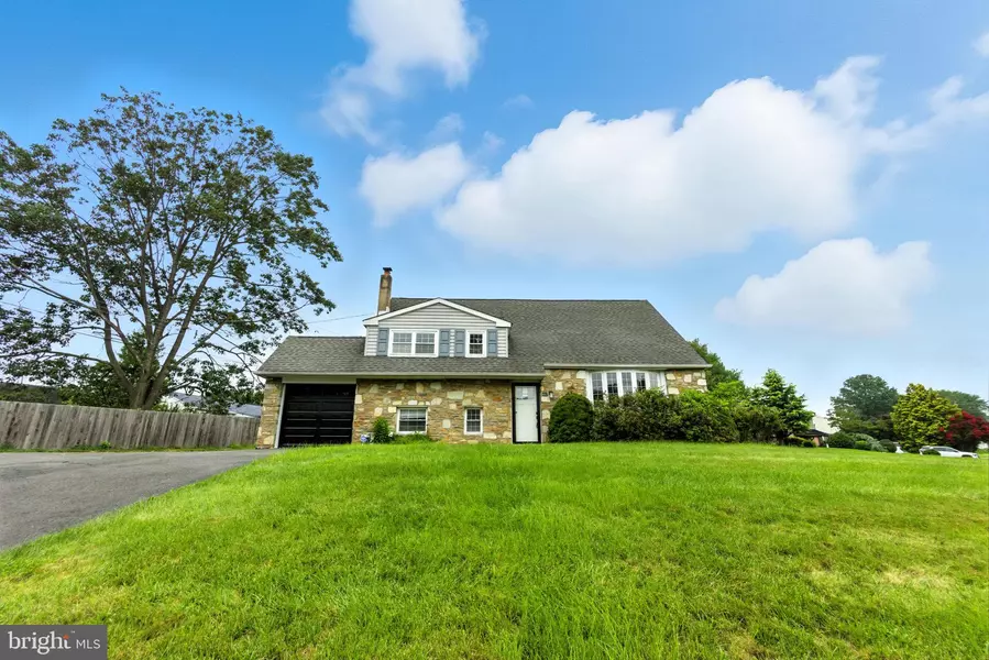 559 MAPLE AVE, Southampton, PA 18966