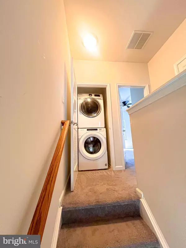 Fredericksburg, VA 22405,211 STREAMVIEW DR