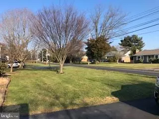 Lititz, PA 17543,22 GREEN ACRE RD