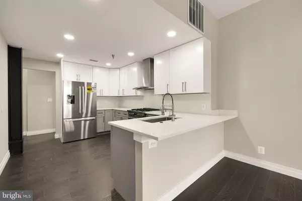Alexandria, VA 22314,1225 KING ST #300