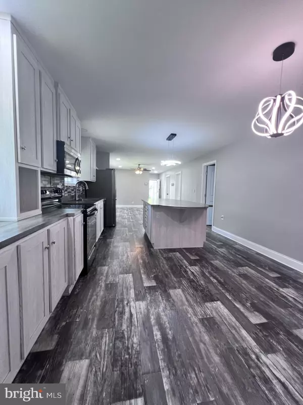 Lothian, MD 20711,1 BOONES DRIVE