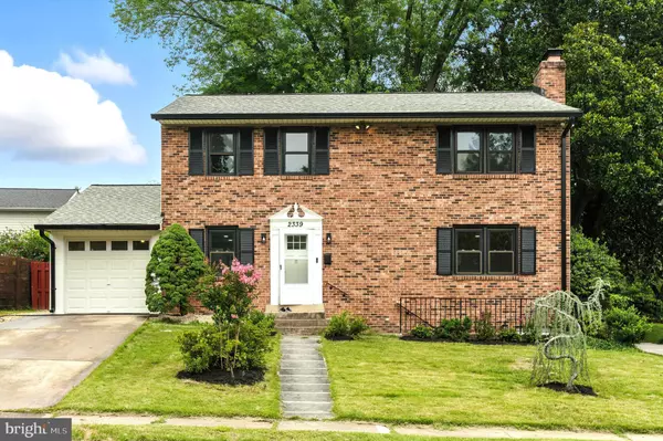 2339 N POWHATAN ST, Arlington, VA 22205