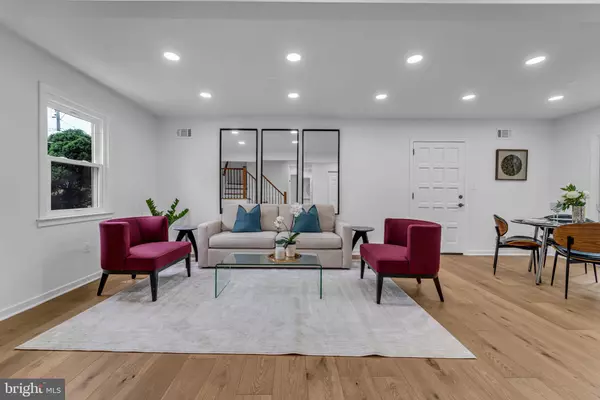 Arlington, VA 22205,2339 N POWHATAN ST