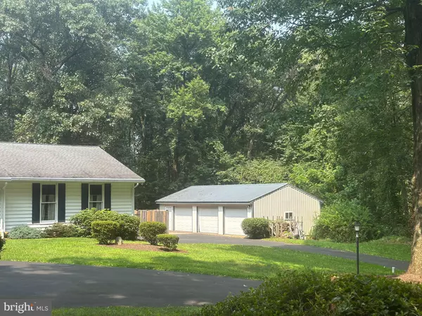 Mohnton, PA 19540,5066 HILL RD