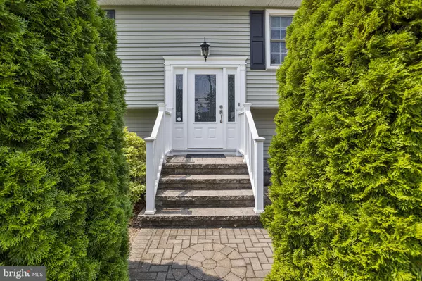 Hamilton, NJ 08620,112 EXTONVILLE RD