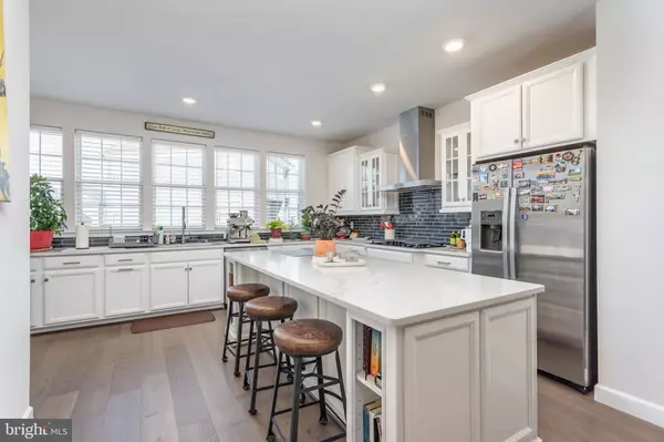 Fairfax, VA 22033,4428 FAIR LAKES CT