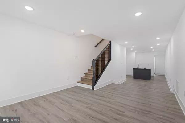 Baltimore, MD 21217,1007 N MOUNT ST