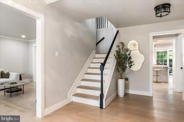 New Hope, PA 18938,823 YEARLING DR