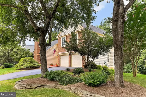 Centreville, VA 20120,15162 STRATTON MAJOR CT