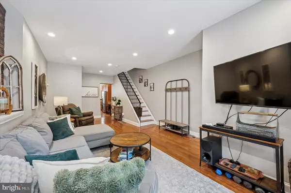 Philadelphia, PA 19147,427 DICKINSON ST
