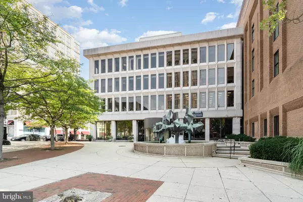 28 PENN SQ #400, Lancaster, PA 17603