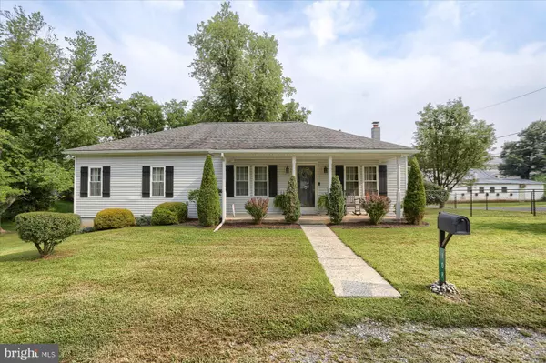 108 PARSONAGE ST, Newville, PA 17241